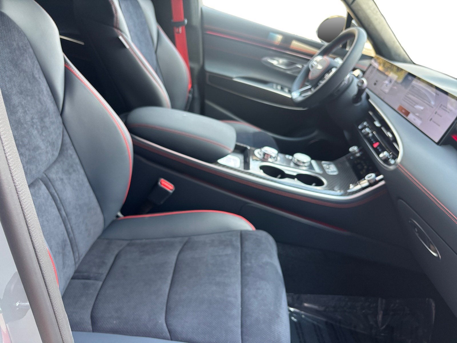 2027 Genesis GV70 3.5T PRESTIGE GRAPHITE