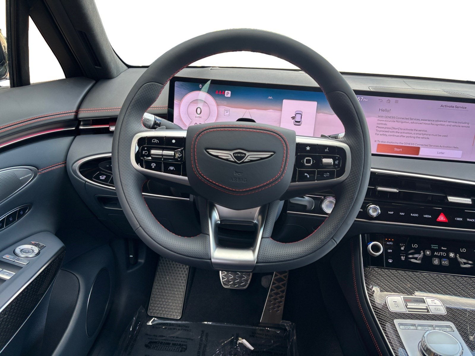 2027 Genesis GV70 Base