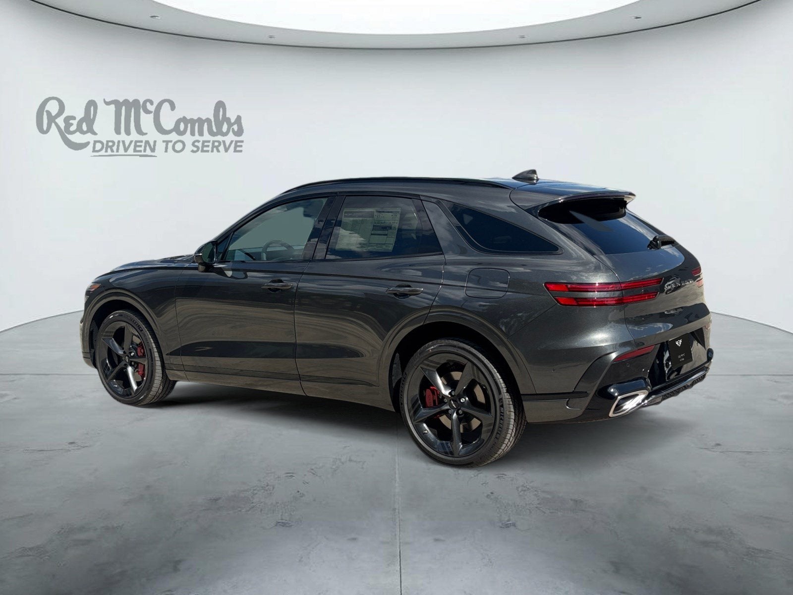 2027 Genesis GV70 Base