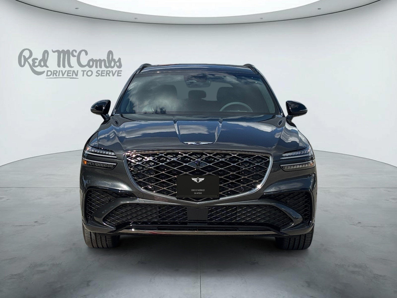 2027 Genesis GV70 Base
