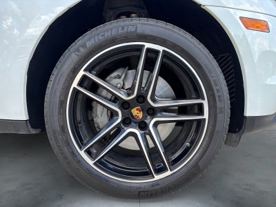 2020 Porsche Macan S