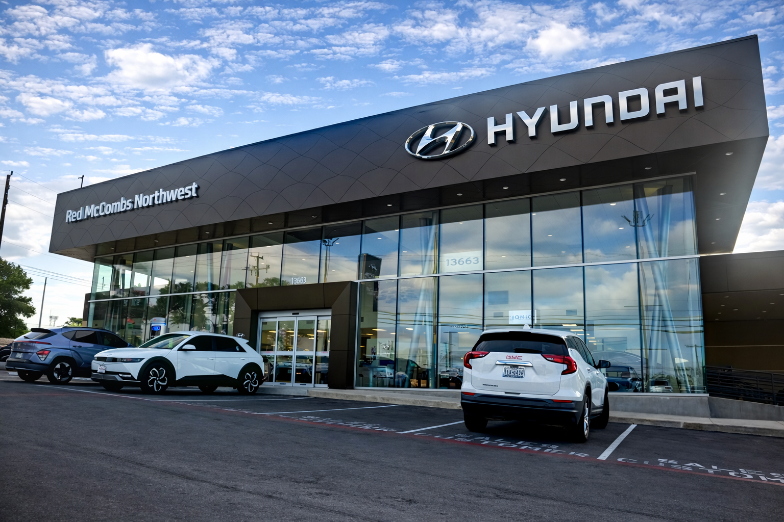 Red McCombs Hyundai Northwest
